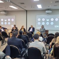 Diretores da ANS, Anahp e BD discutem desafios do sistema de saúde Diretores da ANS, Anahp e BD discutem desafios do sistema de saúde